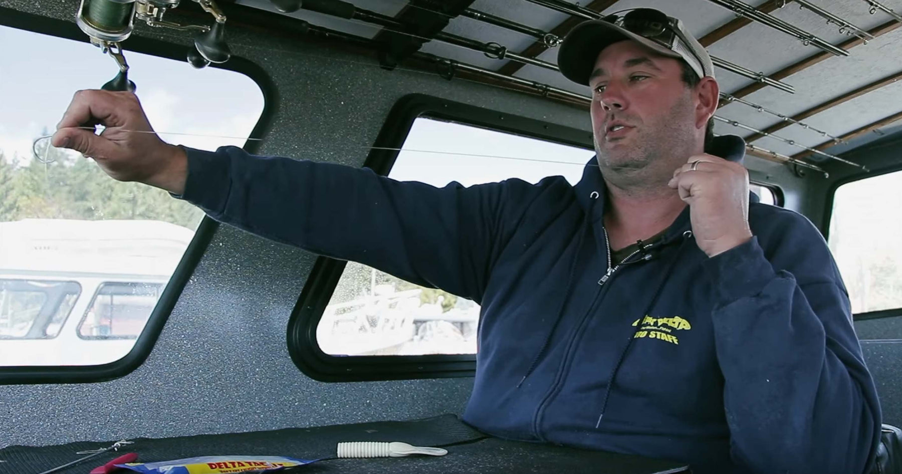 Bottom Fishing Basics – The Spreader Bar